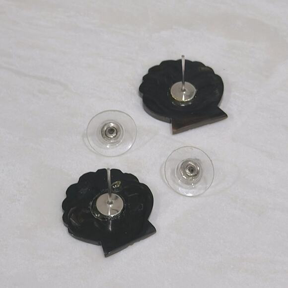 Iridescent Abalone Clam Shell Stud Earrings .75” MERMAIDCORE - Picture 4 of 10